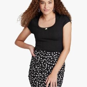 Wild Fable Women's Short Sleeve Pointelle Rosette Black T-Shirt Size XS